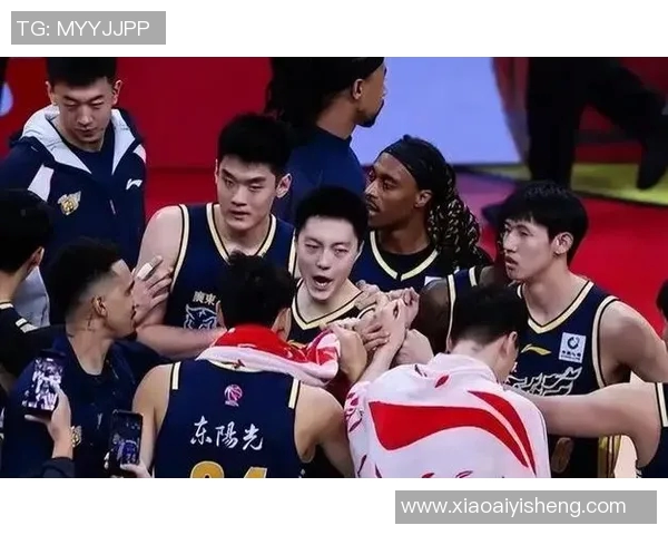 今晚四川对阵广东的精彩对决谁能笑到最后让我们拭目以待